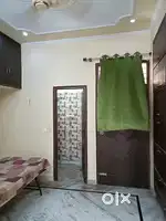 2bhk 1st floor vijay park blood bank k saamne chakrata road