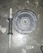 One dumbell with 2 (2.5kg each) plates and 1 kg bar total 6kg