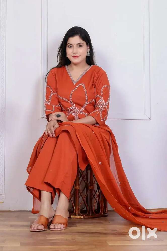 Lady Staff Needed For Ladies Wear