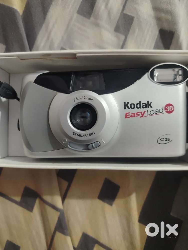 This is antic camera for show piece in your and old camera