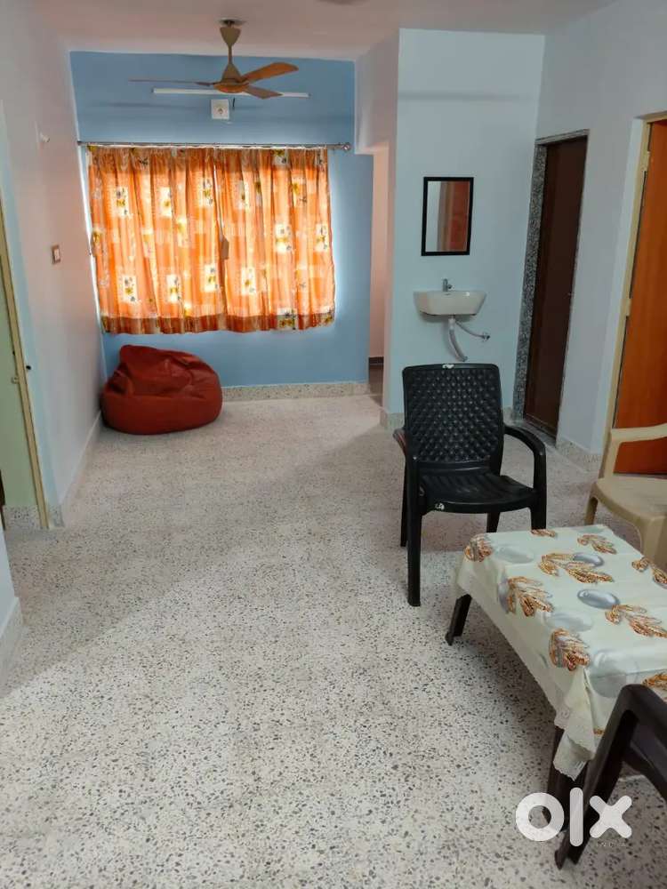 Paldi Bachlor 2BHK Semi Furnished Flat For Rent in PALDI