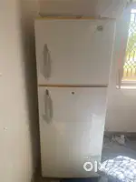 डबल डोर फ्रीज़ available