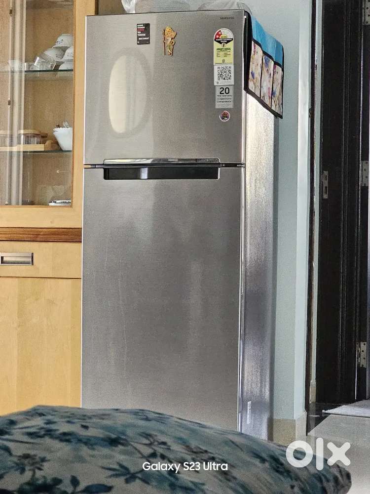 Samsung 236L fridge 3 months old new condition for only 18000
