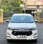 Toyota Innova Crysta 2.4 ZX MT, 2017, Diesel
