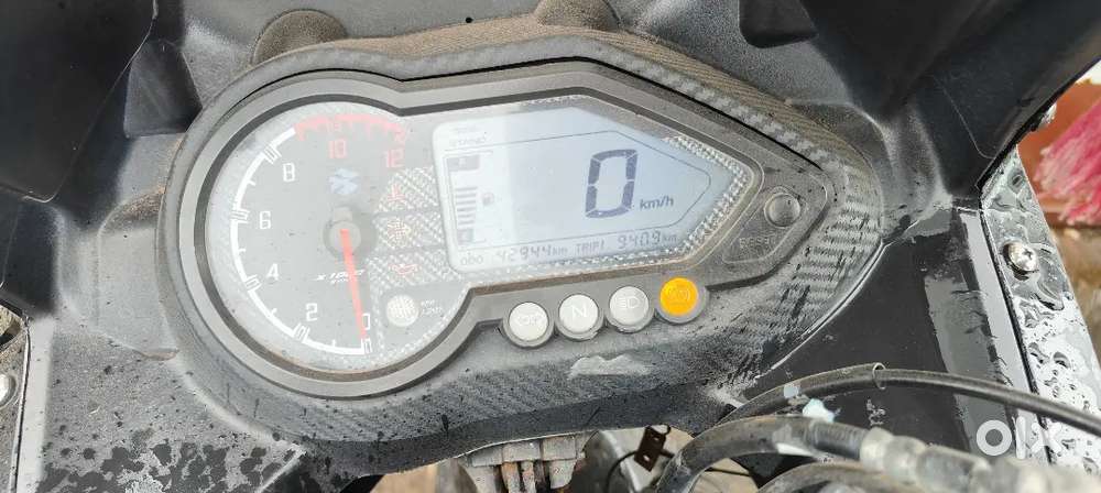 Pulser 220f