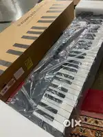 Keyboard NI komplete kontrol A61 midi keyboard sealed piece