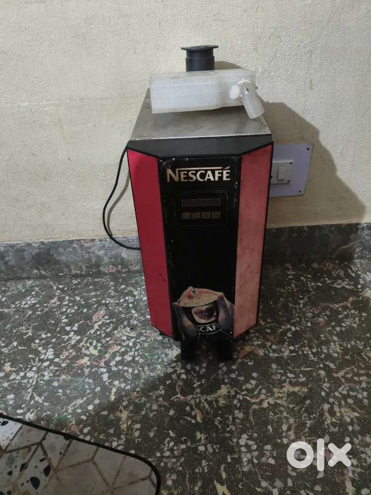 Automatoc coffee and tea machine