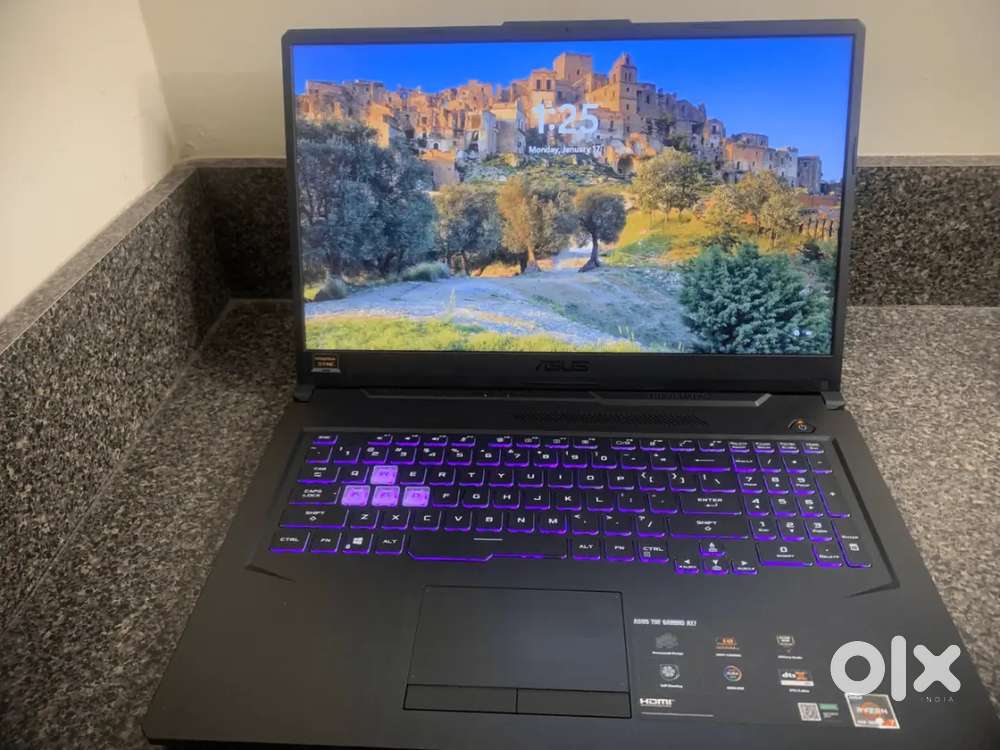 ASUS TUF A17 Ryzen 7 / 17inch  16GB  SSD 1TB