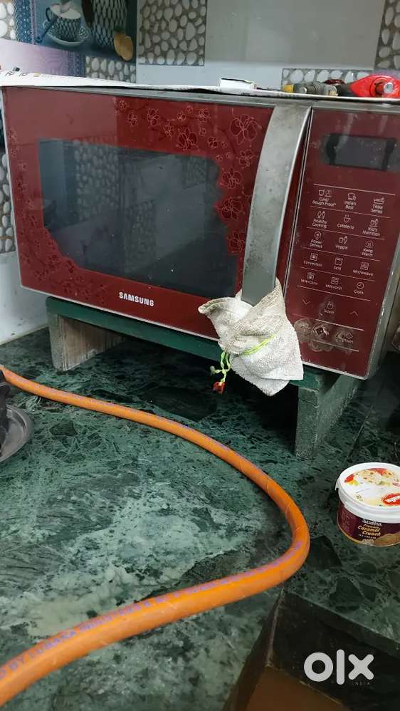 Microwave Oven