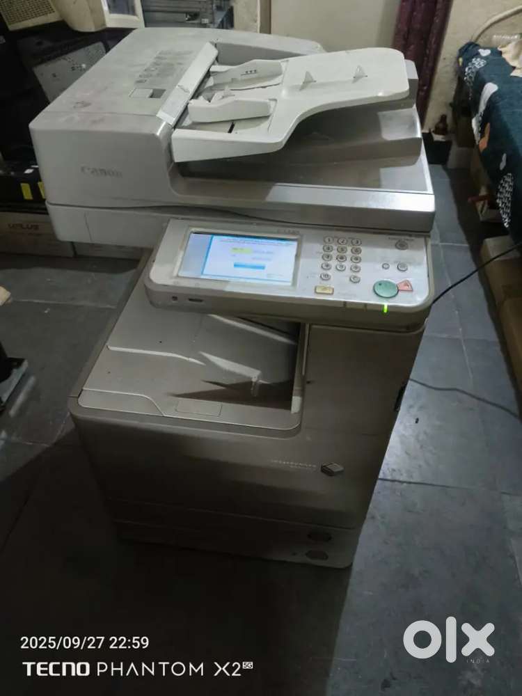 Printer zerox machine working power on