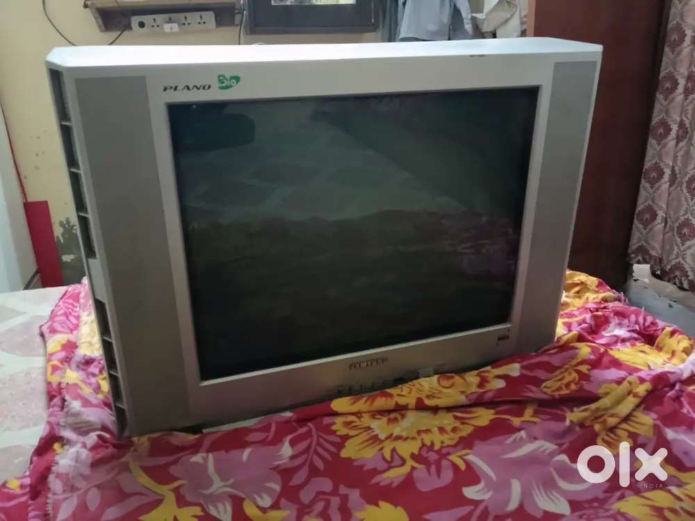 This is a good condition TV and best sound and play