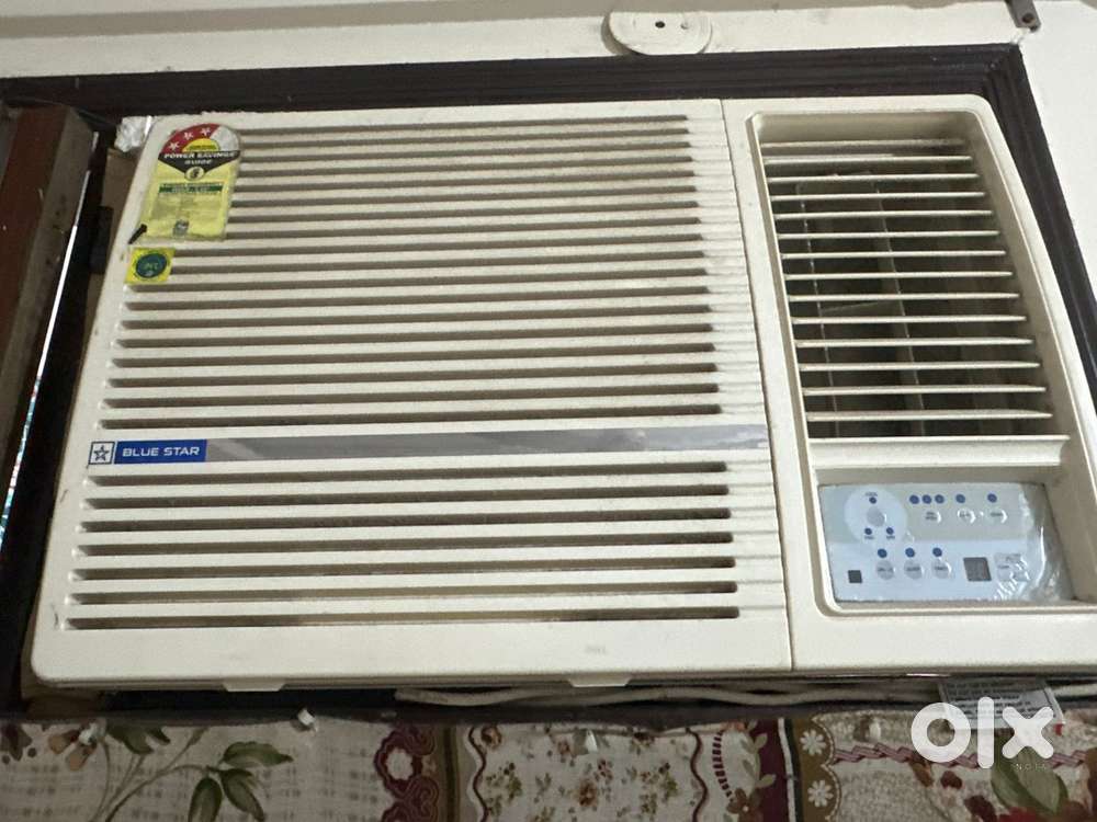 Blue star 1 ton, 3 star window ac for sale