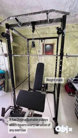 Multistation machine and free weights