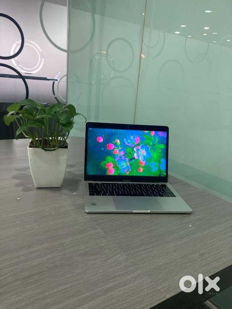 Apple MacBook Pro 13inch i7 A1706 2016 Camera Not Work Warranty & Bill