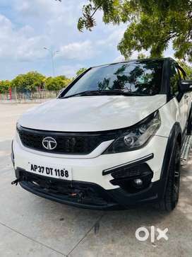 Tata Hexa 8 seater xe model