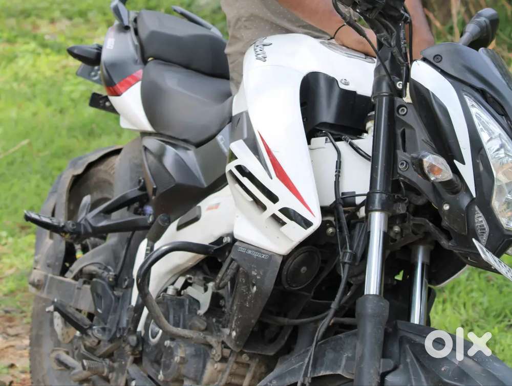 Pulsar NS 160 (2022) – Single Owner  Excellent Condition