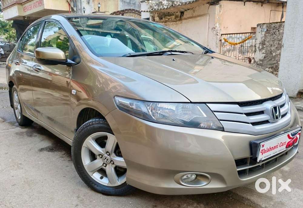 Honda City V MT Exclusive, 2010, Petrol