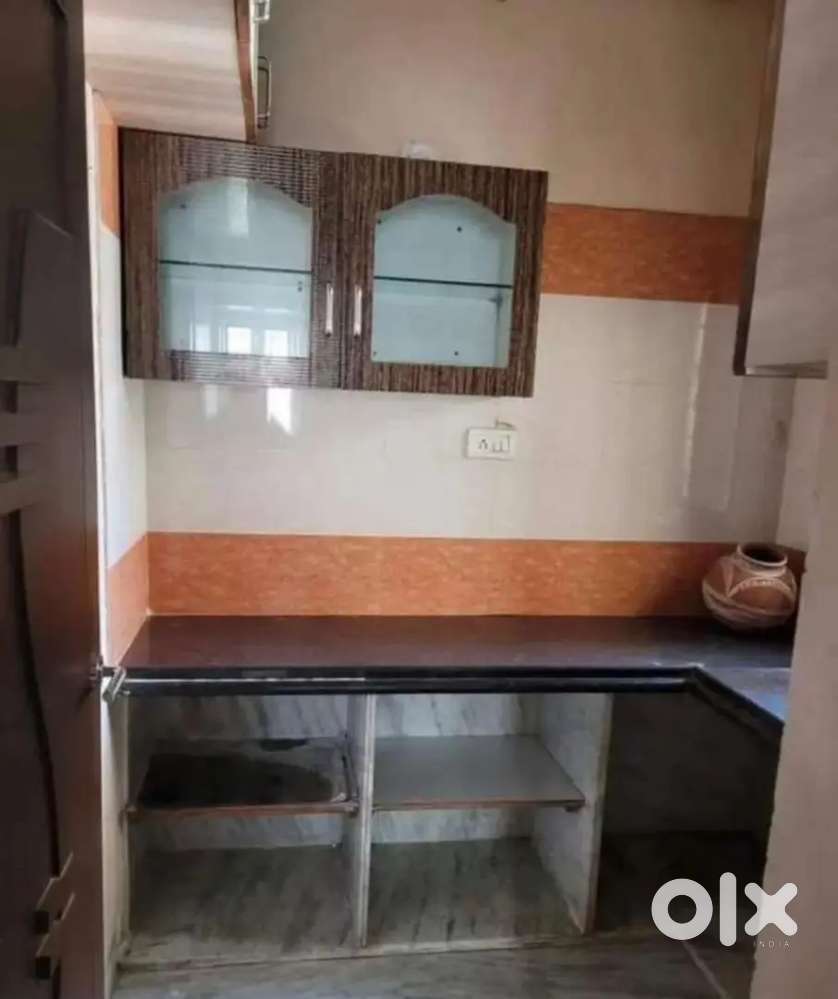 2 Room available for rent