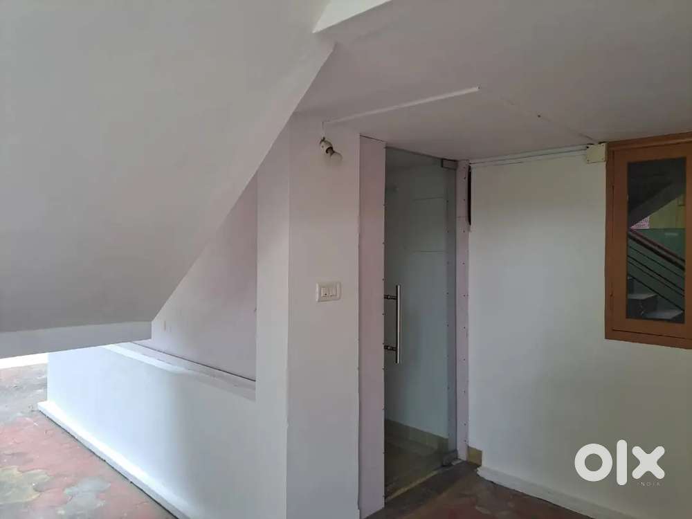 950sqft Commercial/Office Ground Floor at Edapally Byepass frontage