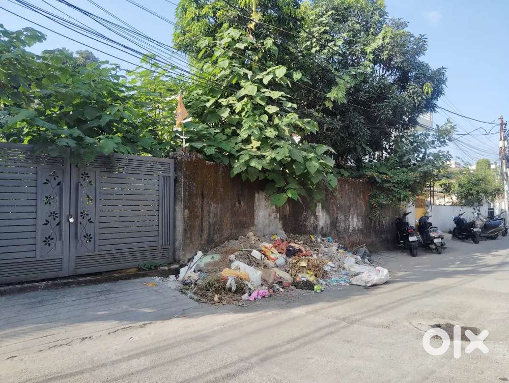 For Rent commercial plot on main chakrata road for cafe workshop etc.