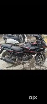 Gaadi bechni he peso ke liy