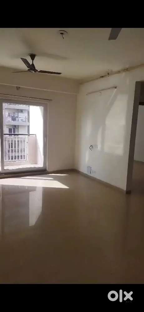 3Bhk +3 toilets, Semi Furnished, Immediately Available, NoidaExtension