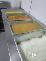 कैंटीन स्टाफ