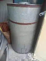 Wheat storage box