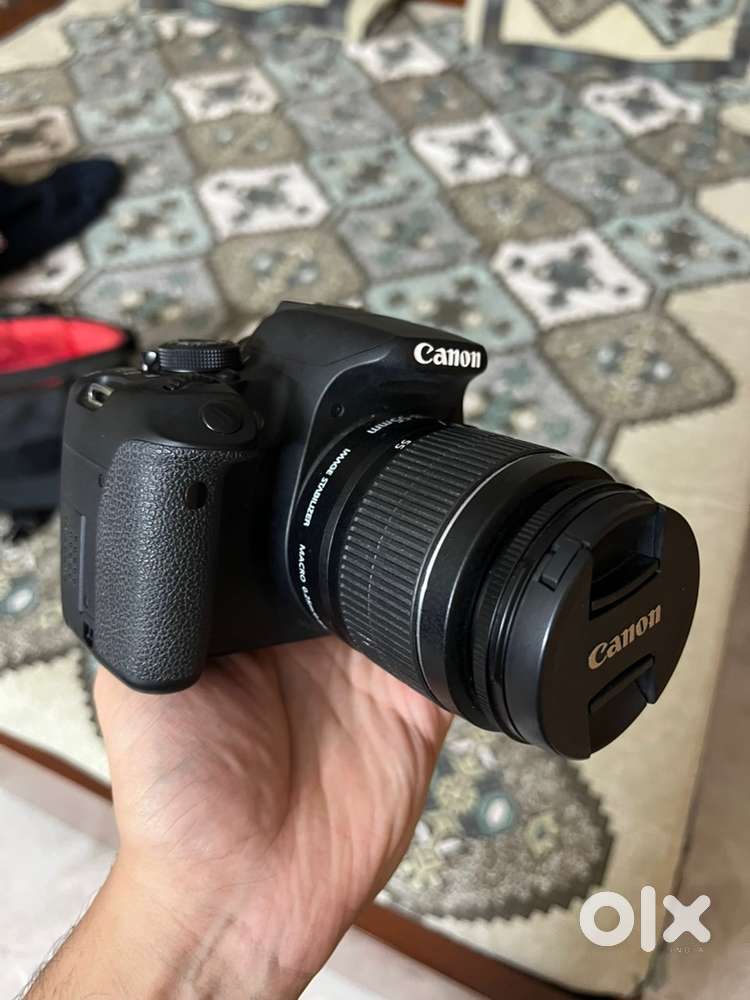 Canon EOS 700D with Dual Lens