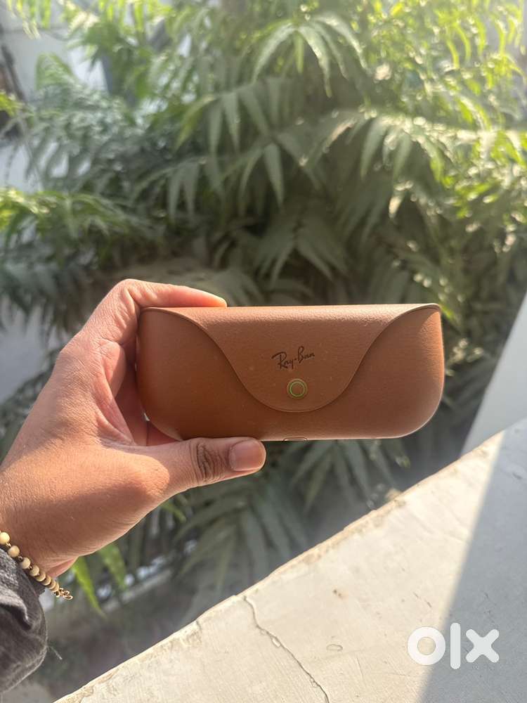 Rayban meta ai glass.