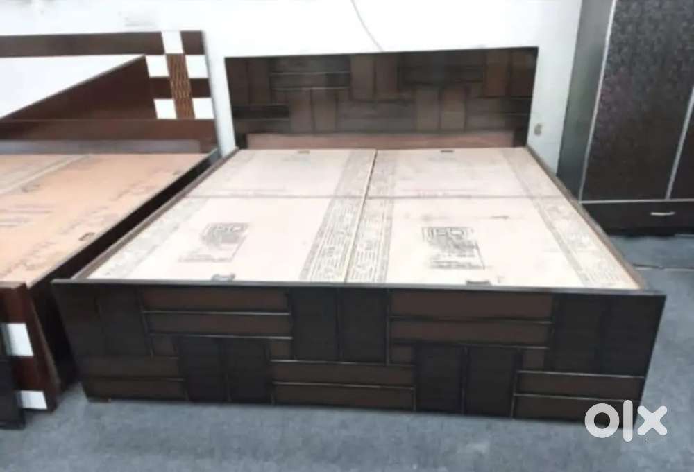 New double bed in vikaspuri.