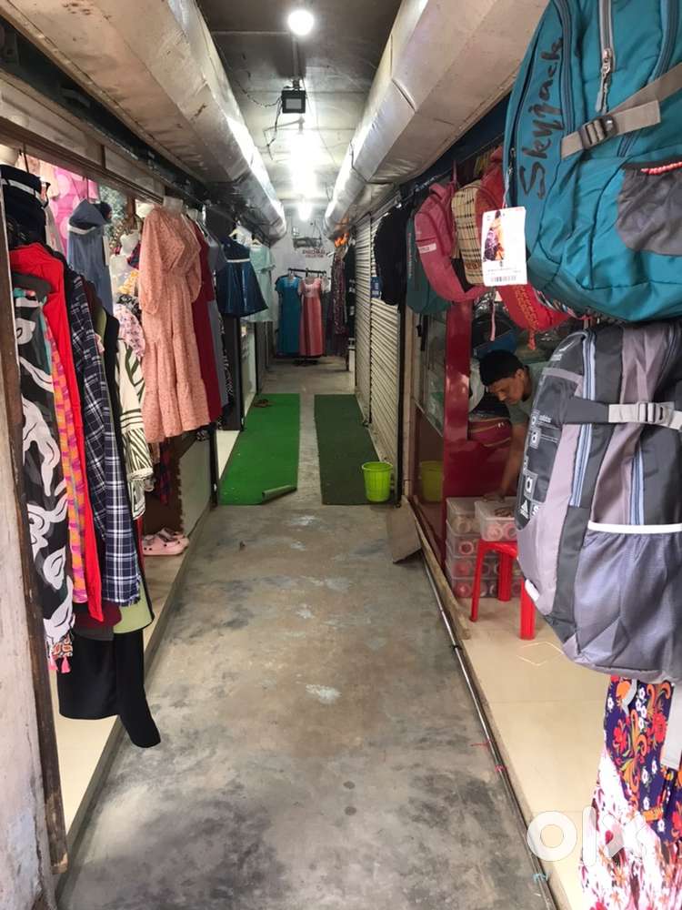 SHOP AVAILABLE IN CENTRAL AREA IN NAZIR PATTY FOR BUSINESS