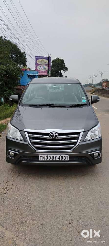 Toyota Innova 2.5 Z Diesel 7 Seater, 2014, Diesel