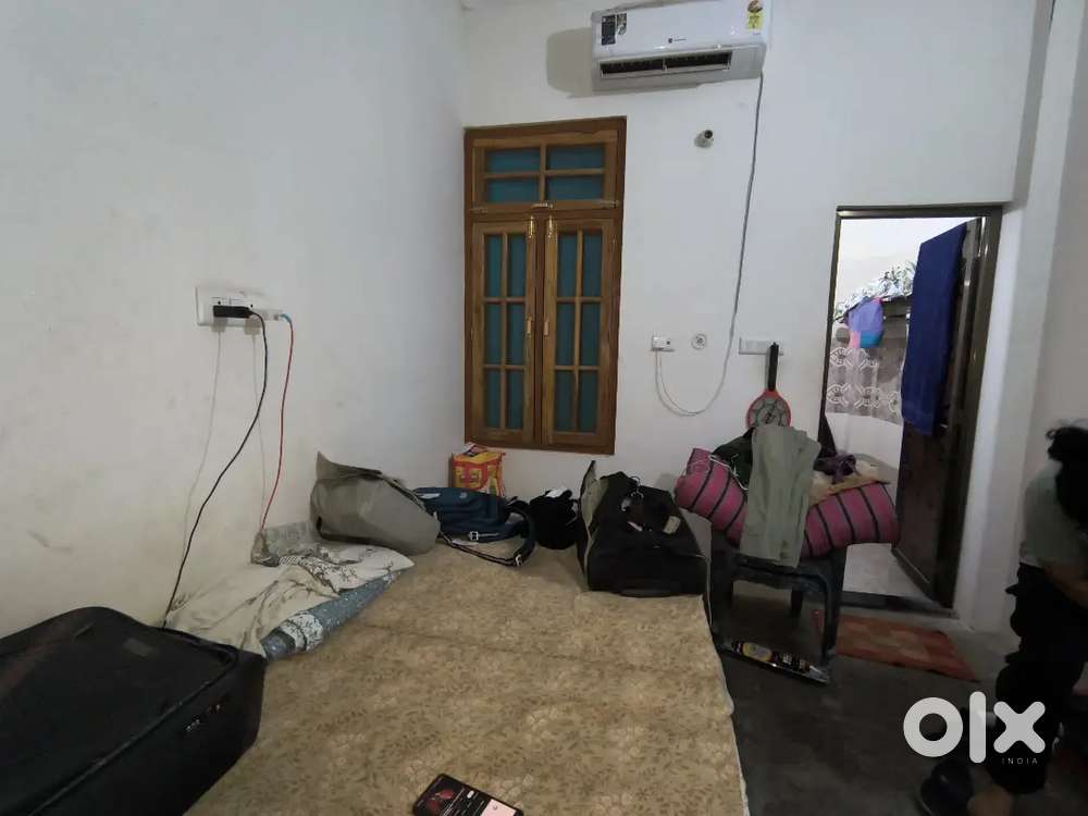 2bhk available for rent only for family