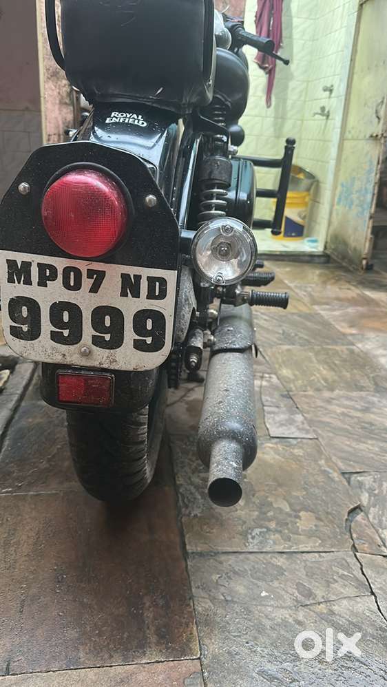 Excellent condition vehicle no, any scratch less use classic 500