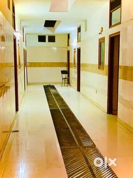 Pg room for boys sector 34 35 32 33 46