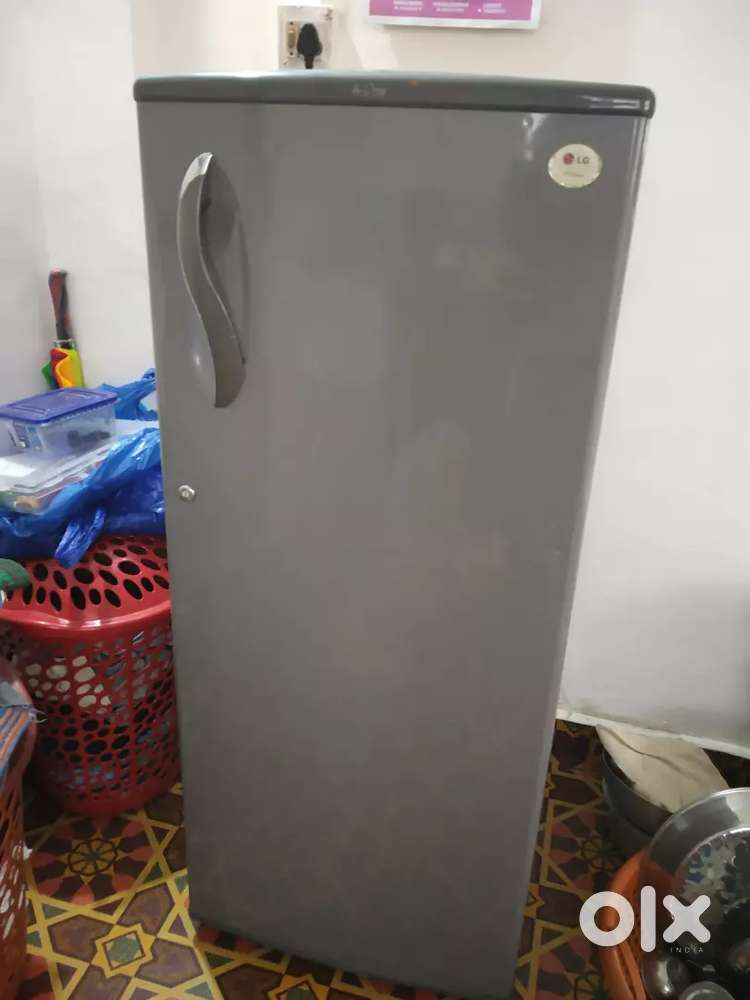 LG fridge 200L