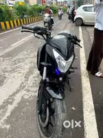 Bajaj ns200