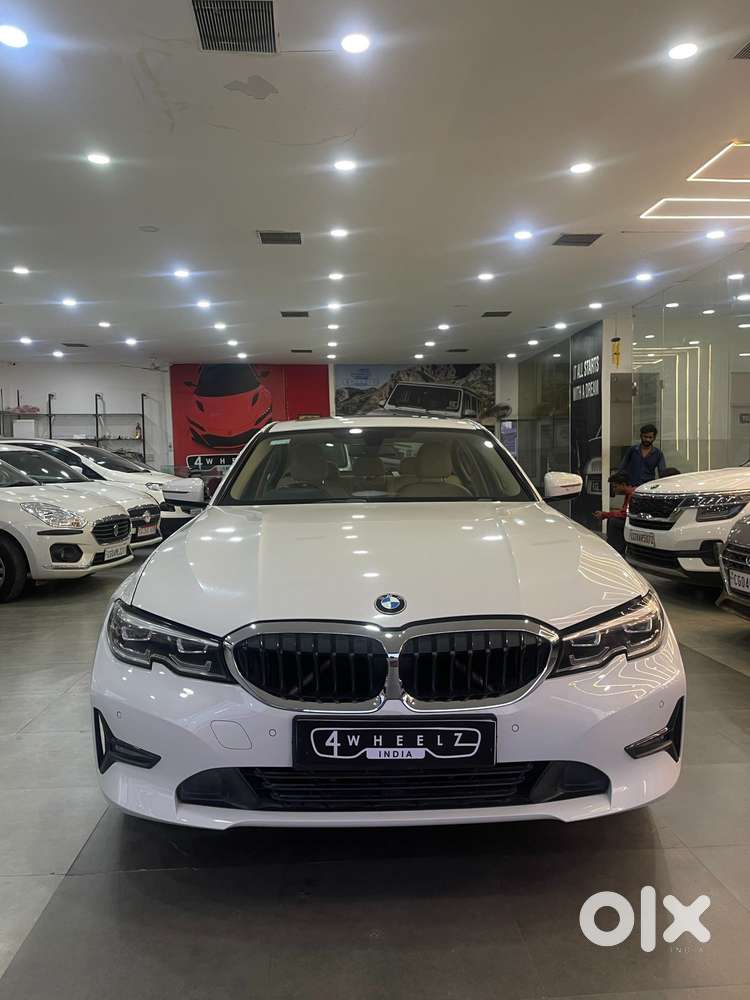 BMW 3 Series 2.0 320d Luxury Line, 2020, Diesel