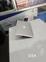 Mac Book Pro 1278