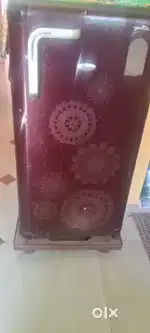 Running condition, small damage for handle