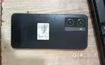 Oppo a77s 8GB 128 GB screen thoda sa side mein crack hai