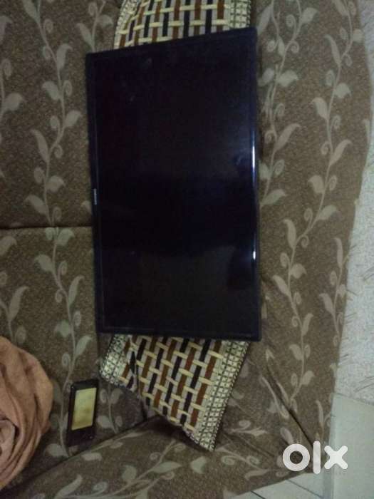 28 Samsung Smart Tv, working perfectly