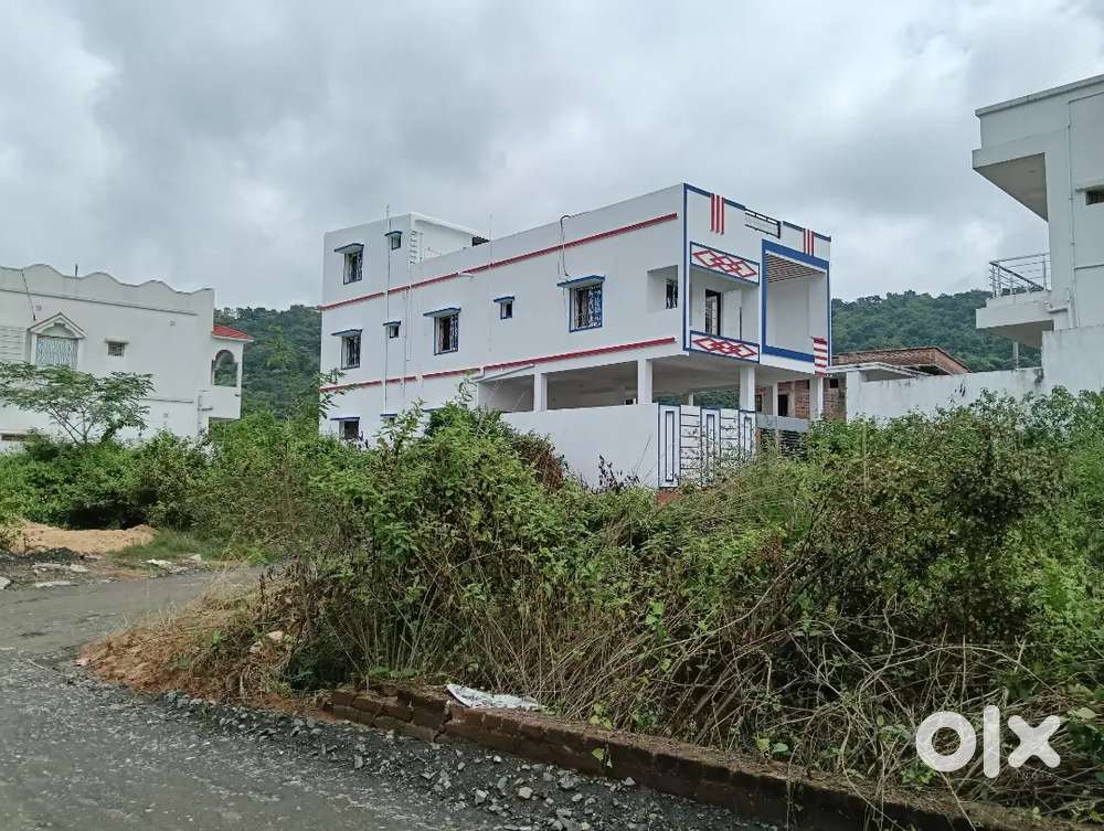 A well maintained house for rent in  balia pur road mahapatra clinic