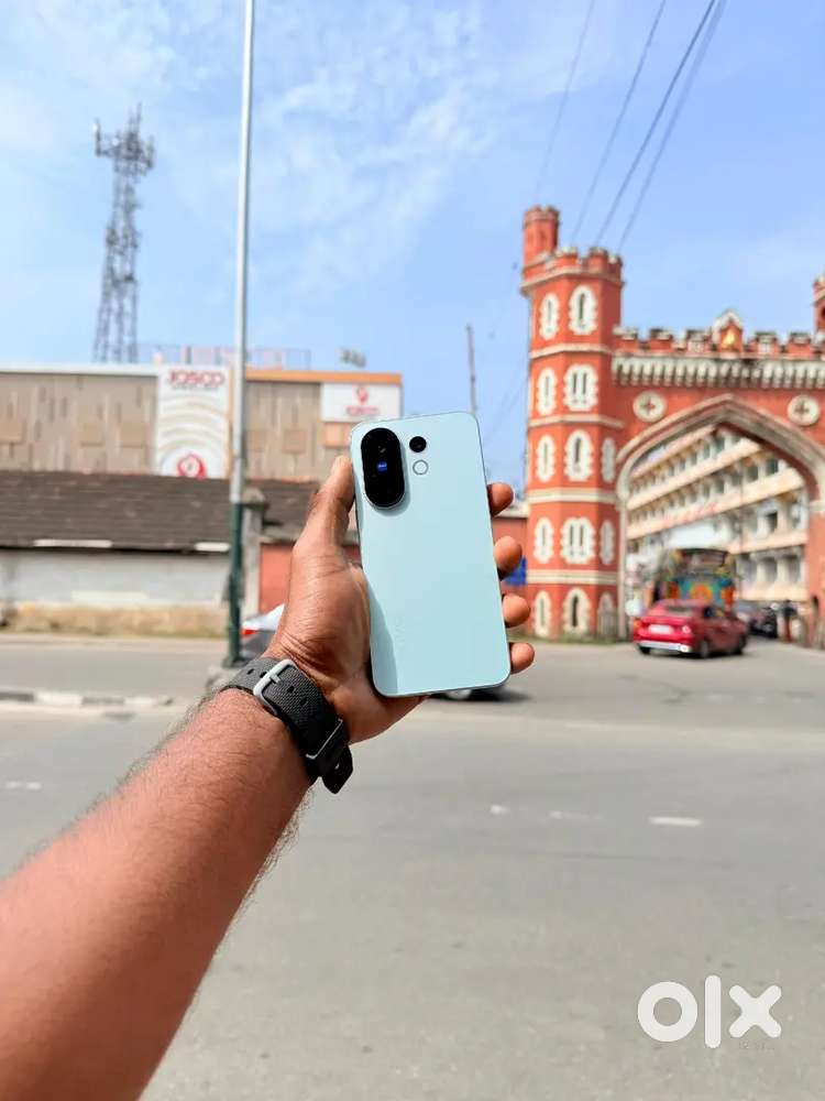 VIVO X200 FE 16 GB 512 GB BLUE COLOUR SEALED CUT