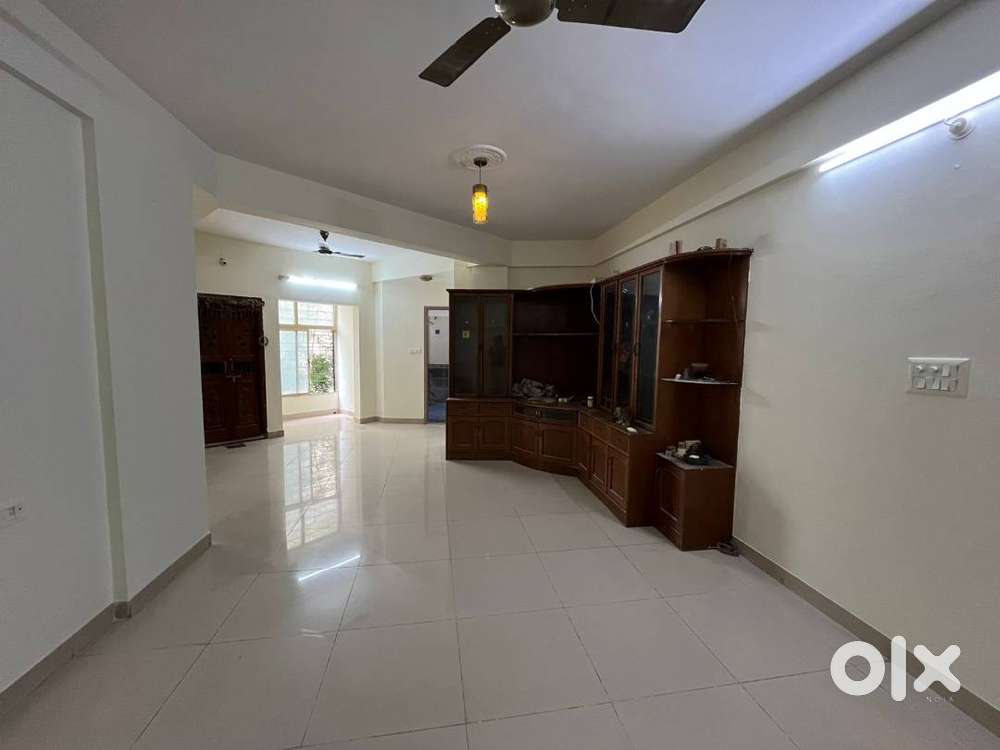 2bhk flat for lease at sanjayanagara