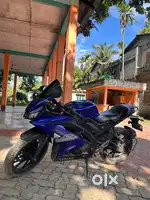 Yamha R15 v3s