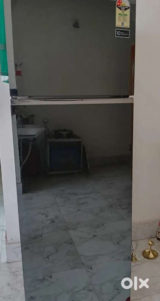 Whirlpool Full Glass Body Fridge