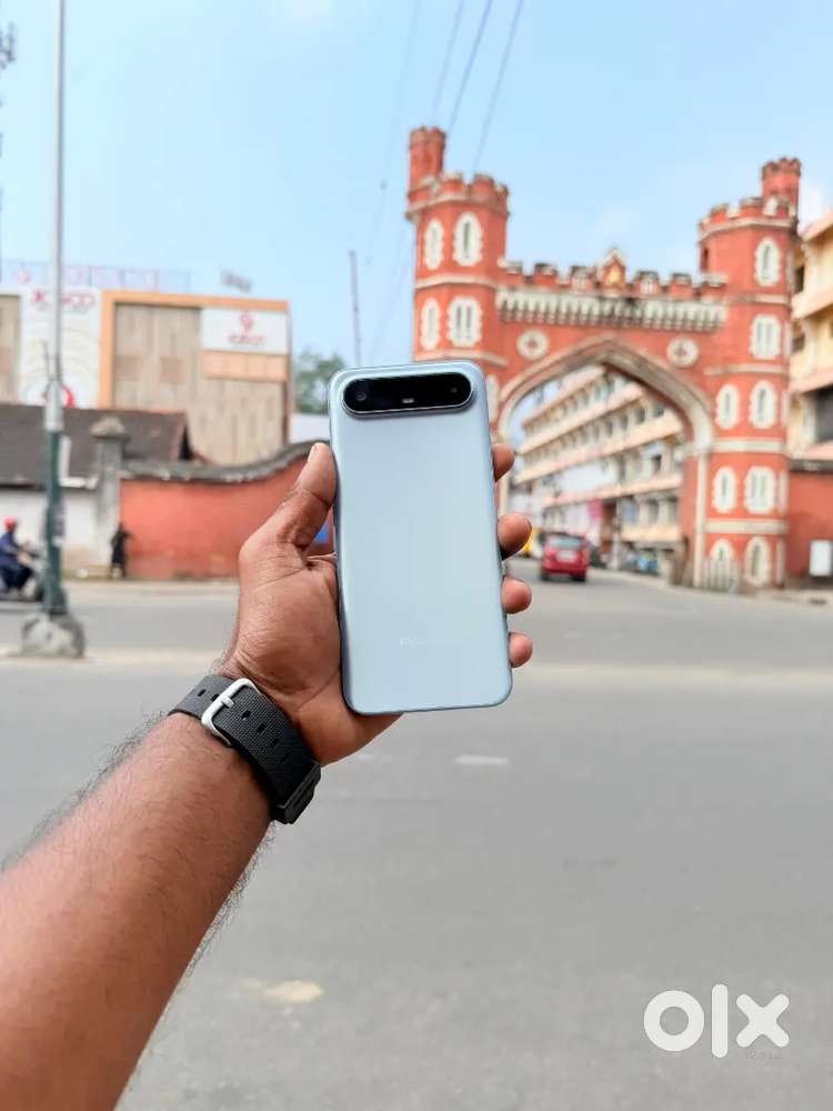 TECNO POVA SLIM 8 GB 128 GB BLUE JUST OPEN