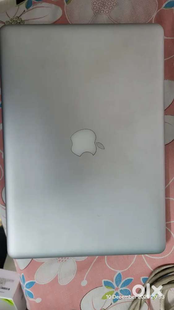Apple mac book pro